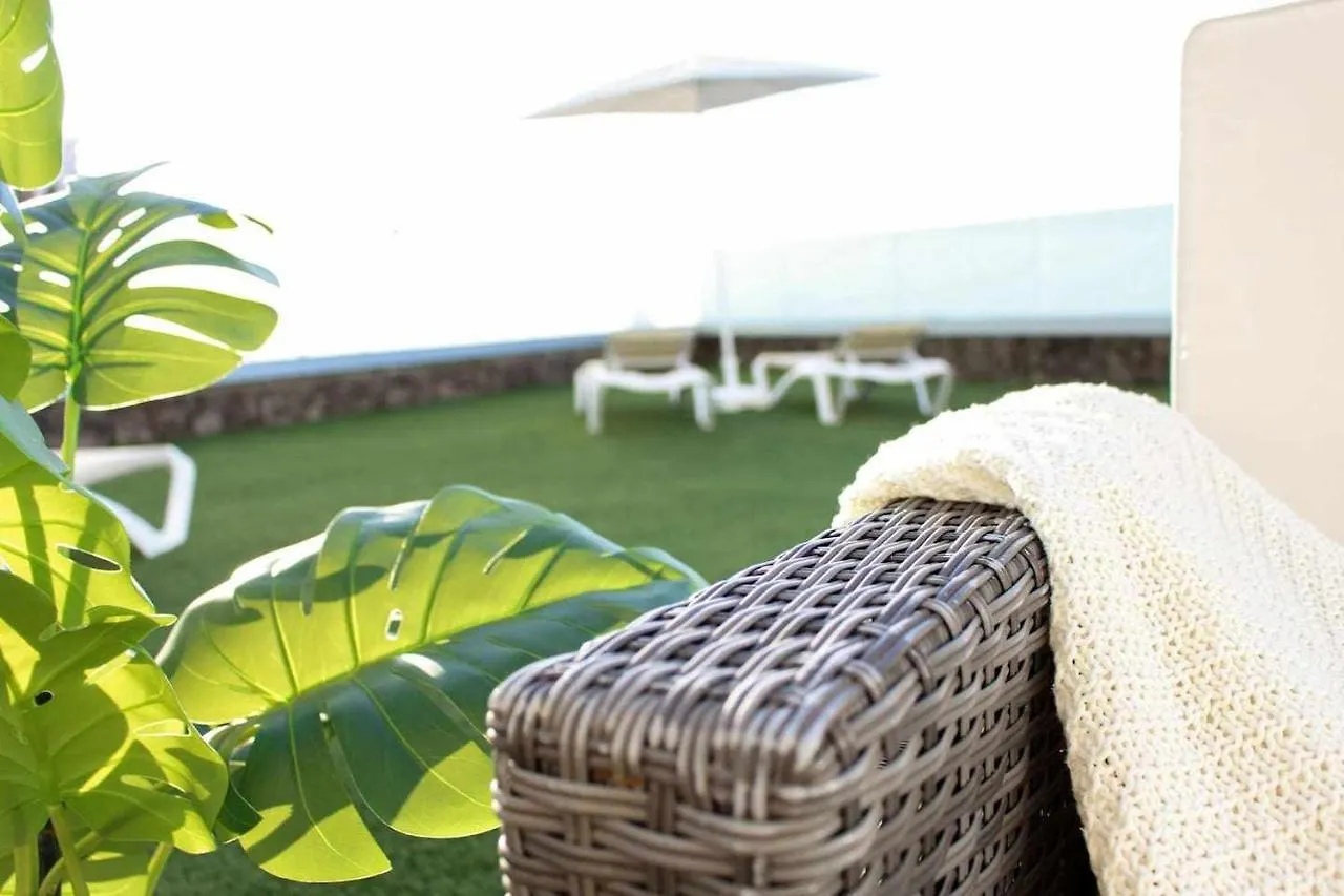 Ocean Garden suite 008 con jardín privado Costa Adeje  Apartamento